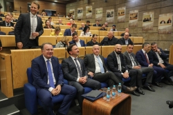 Oktroisana Vlada Federacije, zastupnici SDA i DF-a napustili sjednicu