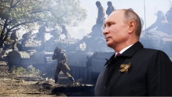 Želi da uradi isto što i Staljin: Putin je pred ostvarenjem najvećeg cilja, jedan poziv može promijeniti tok historije 