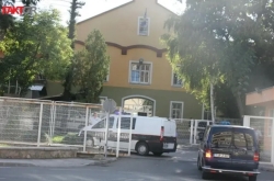 Burno u Zenici: Tuča zatvorenika u zatvoru, povrijeđen i čuvar, 23-godišnjak na raskrsnici fizički napao dvojicu policajaca 