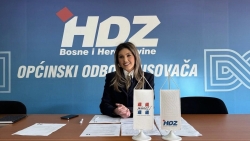 Ni kazne, ni razrješenja: Čavarina savjetnica Marija sjedi na dvije stolice - 